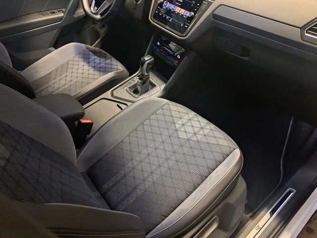 Volkswagen Tiguan DSG R-Line