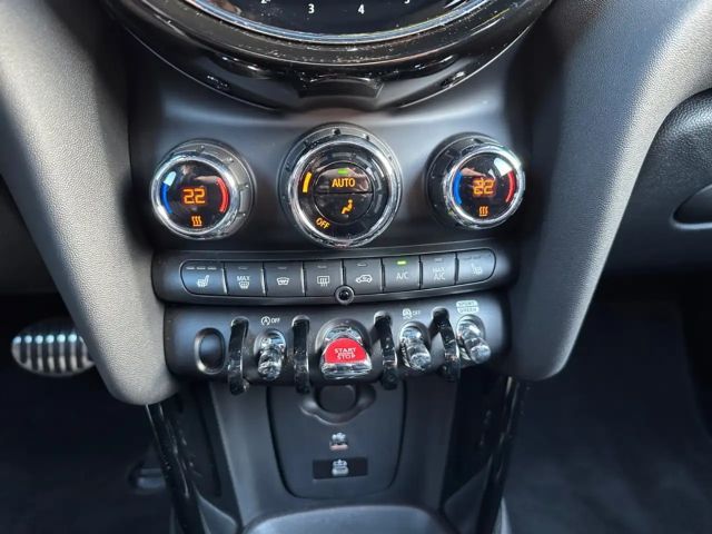 MINI Cooper JCW Trim *Bi-LED*Pano*Navi*CAM*SHZ*CarPlay*