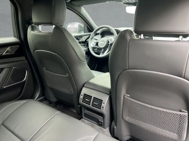 Jaguar XE D200 HSE R-Dynamic