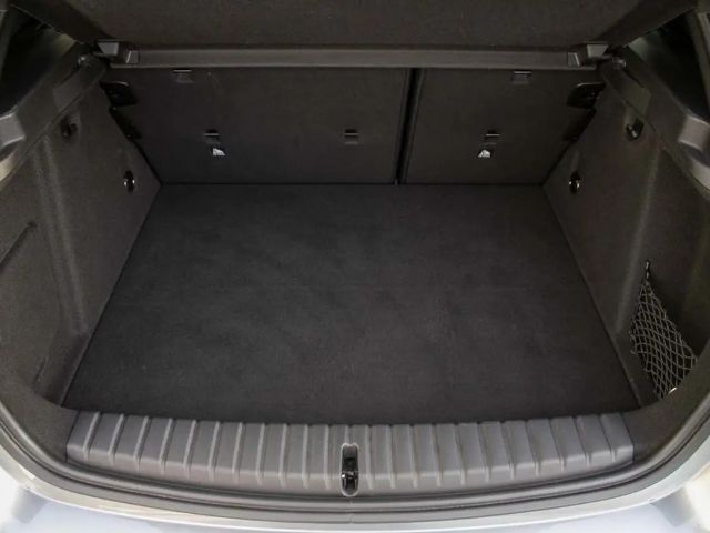 BMW 118 118i M-Sport Sedan