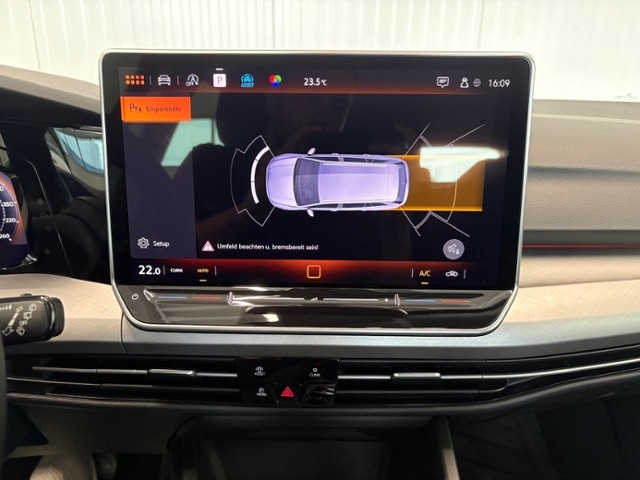 Volkswagen Golf 1.5 eTSI DSG Golf VIII Variant