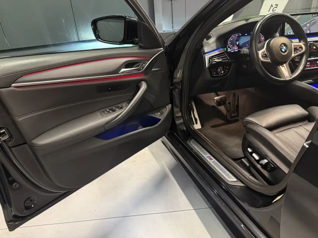 BMW 540 540d M-Sport Touring xDrive