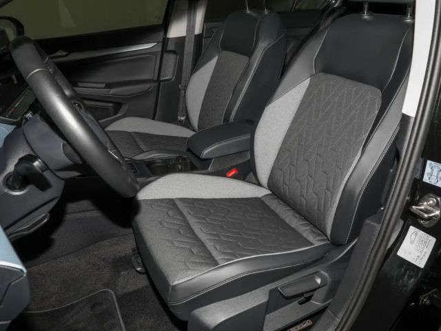 Volkswagen Golf 1.5 TSI