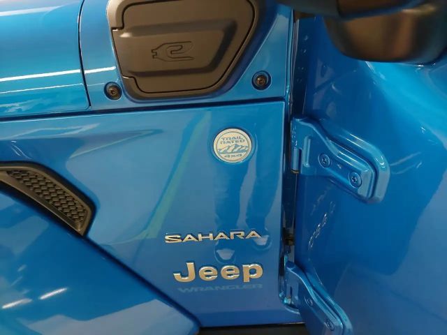 Jeep Wrangler Sahara