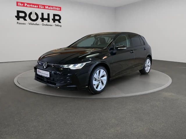 Volkswagen Golf 1.5 TSI BMT Golf VIII