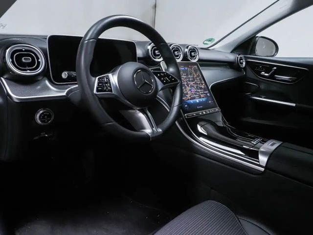 Mercedes-Benz C 200 4MATIC AVANTGARDE Sedan