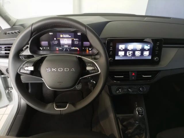 Skoda Scala Essence TSI