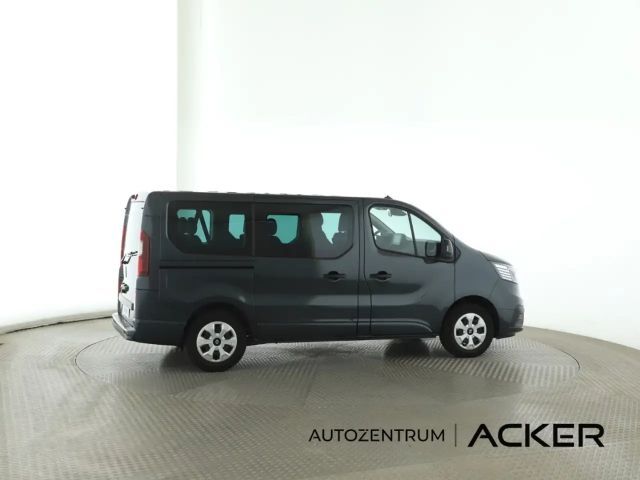 Renault Trafic Blue Combi Evolution