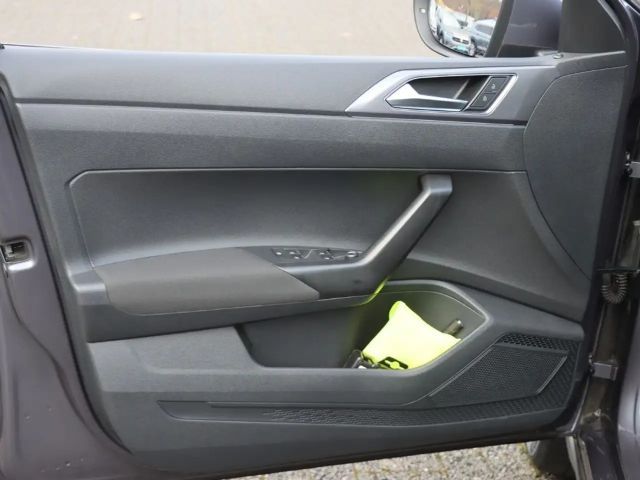 Volkswagen Taigo 1.0 TSI DSG Style