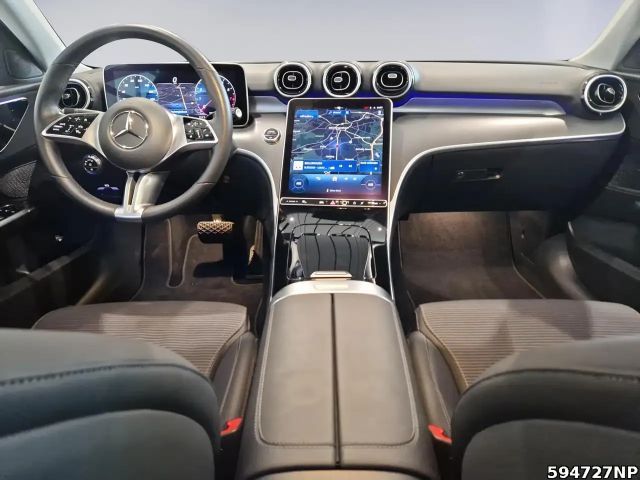 Mercedes-Benz C 180 AVANTGARDE Sedan