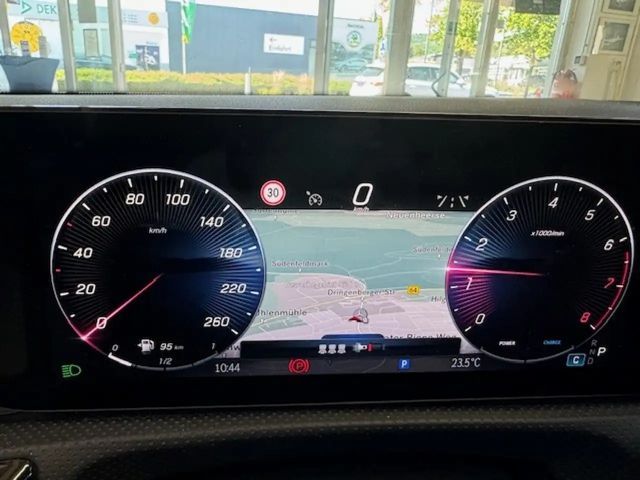 Mercedes-Benz A 180 +Modelljahr2025+Totwinkel+360Grad-Kameras+Progress