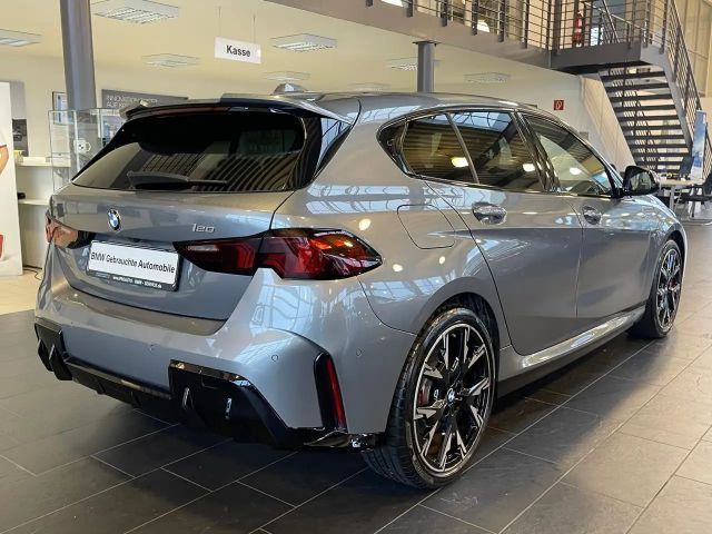 BMW 120 120i M-Sport Sedan