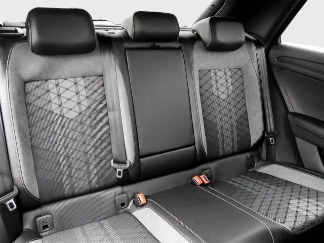 Volkswagen T-Roc 1.5 TSI DSG IQ.Drive R-Line