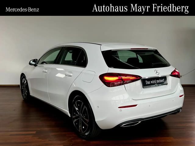 Mercedes-Benz A 200 Progressive