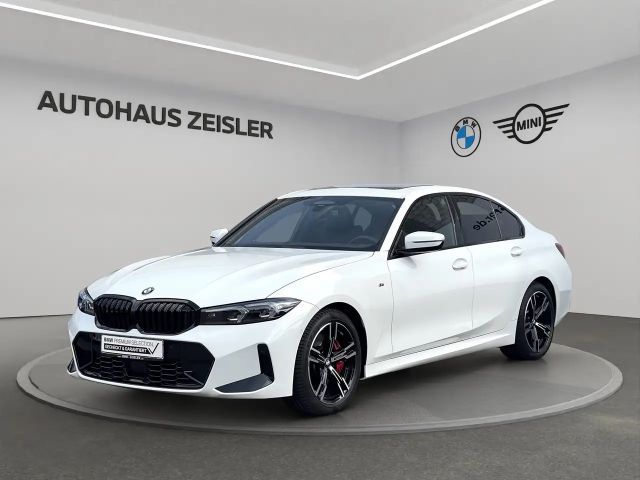 BMW 330 330i M-Sport Sedan xDrive