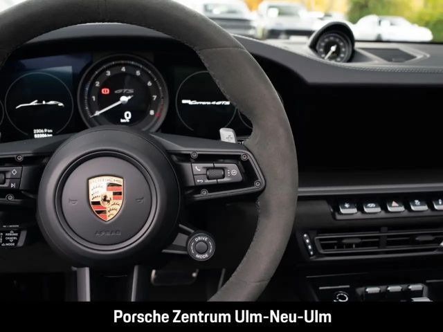 Porsche 992 4 Cabrio Carrera GTS