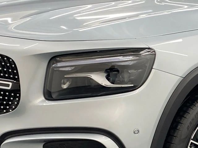 Mercedes-Benz GLB 200 AMG Line