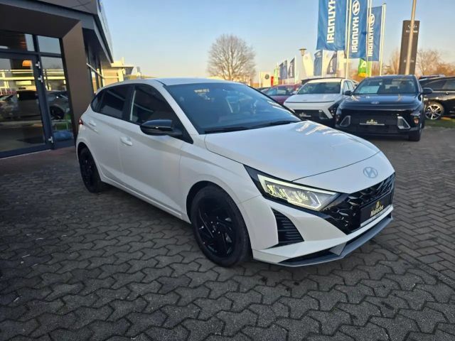 Hyundai i20 Blackline 7-DCT +Bose+Navi+LED+Sitzhzg+
