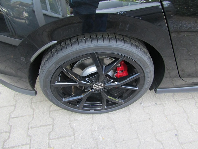 Volkswagen Golf 2.0 TDI DSG IQ.Drive