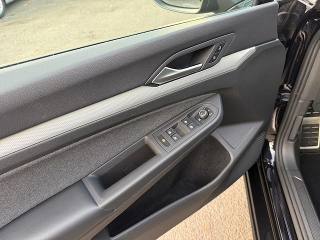 Volkswagen Golf 1.5 TSI Golf VIII Move