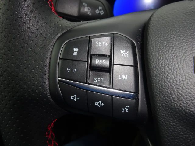 Ford Kuga Hybrid ST Line X