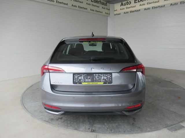 Skoda Scala 1,0 TSI Essence DSG *Sitzheizung *Spurassistent...