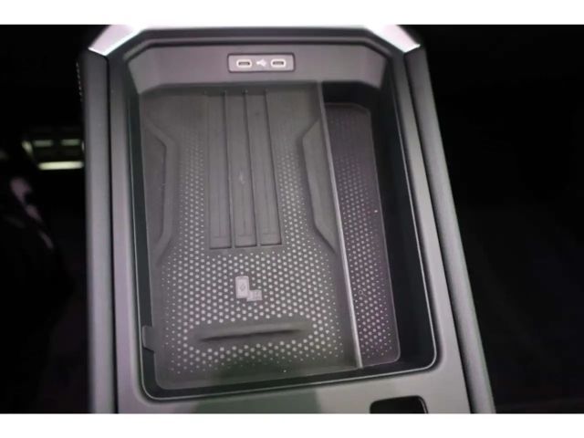 Volkswagen T-Roc 1.5 eTSI R-Line Style