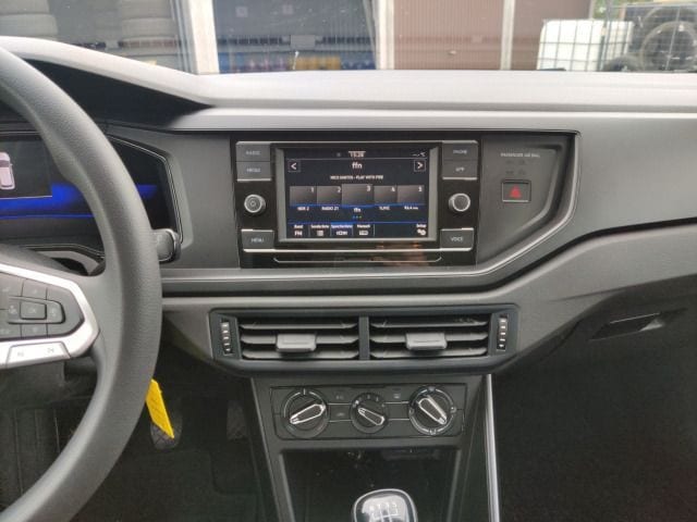 Volkswagen Polo Polo 1.0 Klima Einparkhilfe MFL Regensensor