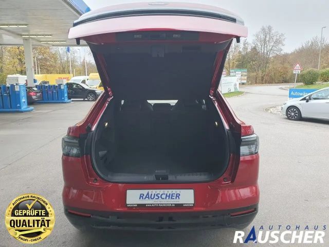 Ford Capri AWD Premium