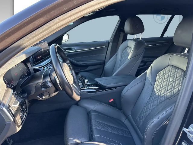 BMW 520 520d M-Sport Touring xDrive