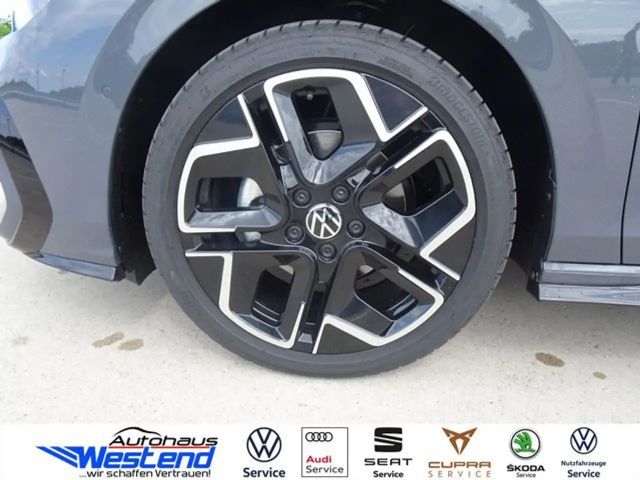 Volkswagen Golf DSG R-Line