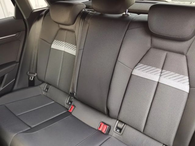 Audi A3 30 TFSI Sedan