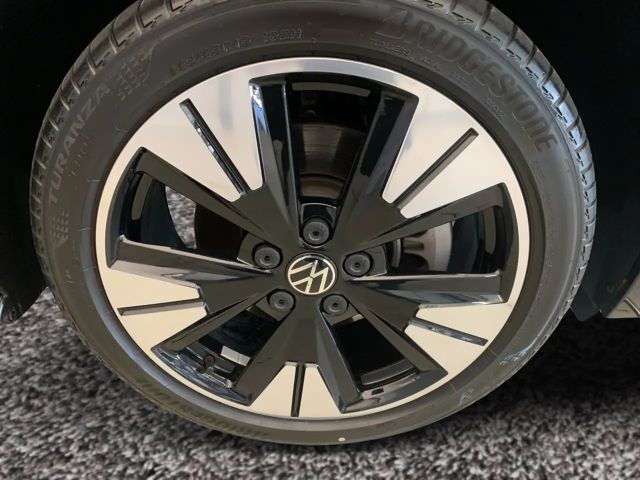 Volkswagen Multivan DSG Lang Style T7