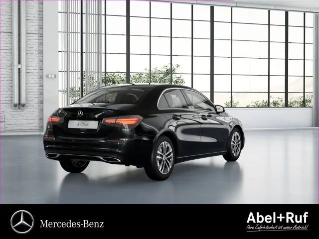 Mercedes-Benz A 200 A 200 d Progressive