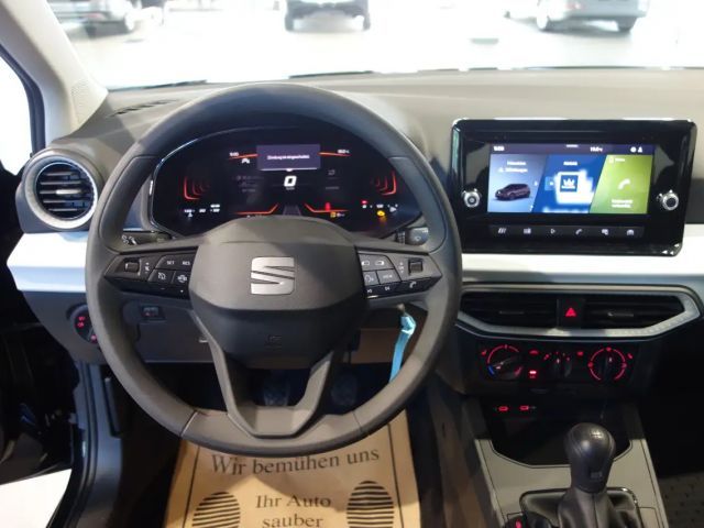 Seat Arona Reference