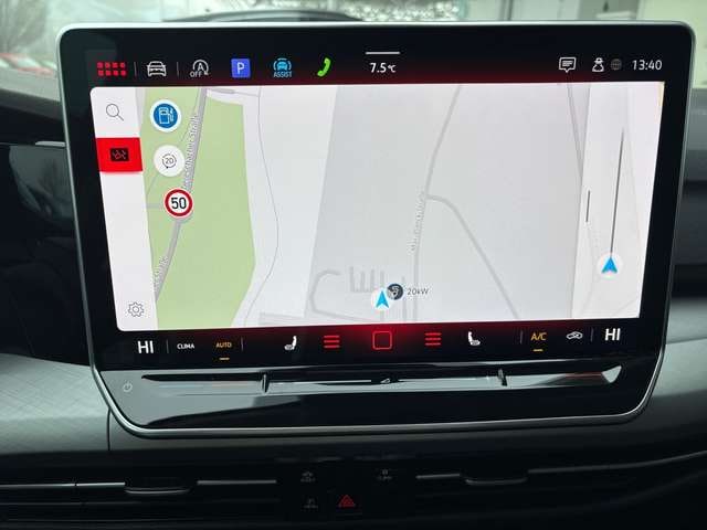 Volkswagen Golf Life Plus