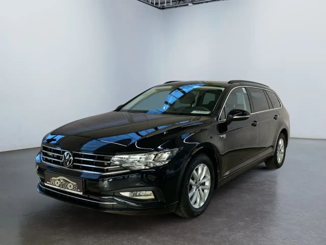 Volkswagen Passat 1.5 TSI Business DSG Variant