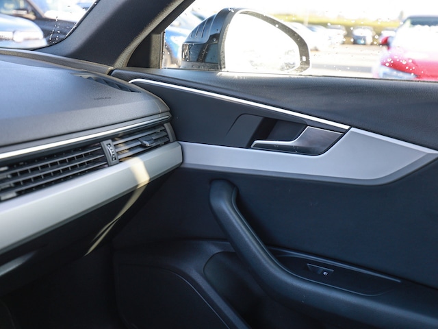 Audi A4 35 TFSI Avant S-Tronic