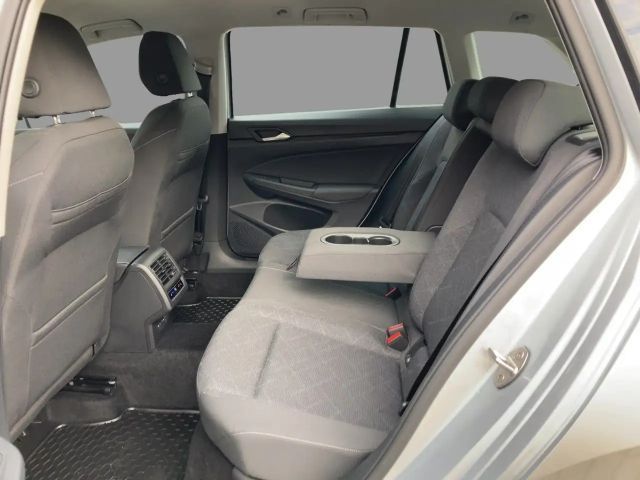 Volkswagen Golf 1.0 TSI Golf VIII Life Variant