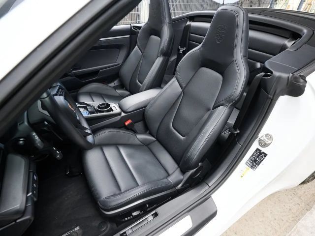 Porsche 911 Carrera Cabriolet