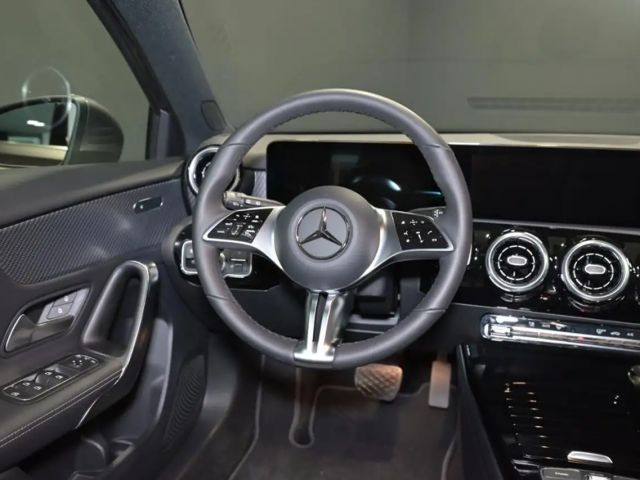 Mercedes-Benz A 180 Progressive