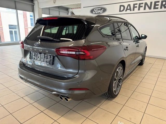 Ford Focus ST Line Wagon