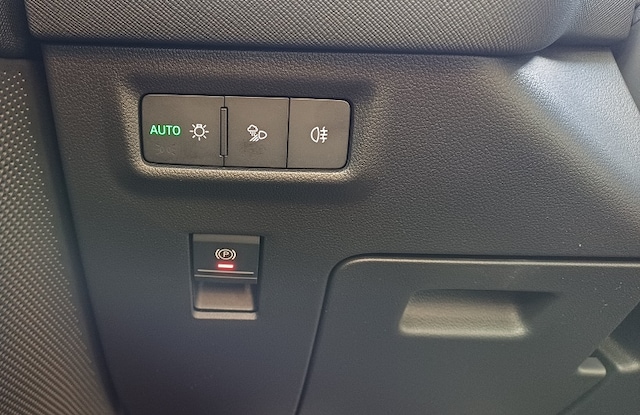 Skoda Kodiaq 7-SITZE,AHK, KAMERA, PANORAMA, ANSCHLUSSGARANTIE