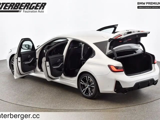 BMW 320 320d M-Sport Sedan xDrive