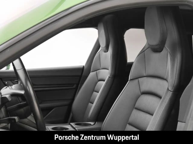 Porsche Taycan 4 Cross Turismo