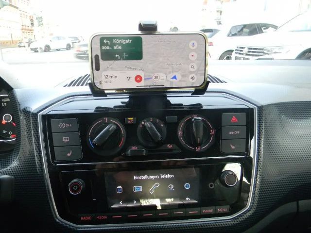 Volkswagen up! Move Move up!