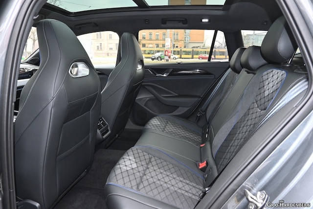 Volkswagen Passat 2.0 TDI 4Motion R-Line