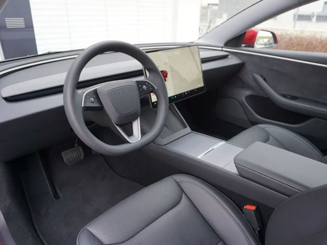 Tesla Model 3 AWD Long Range