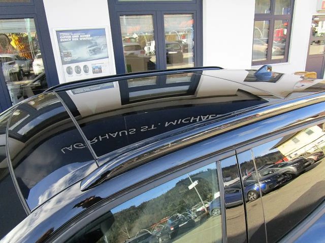 Peugeot E-2008 Allure Pack