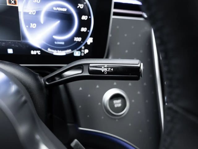 Mercedes-Benz EQE 300 Sedan